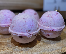 Load image into Gallery viewer, Shea Bath Bomb - Individual